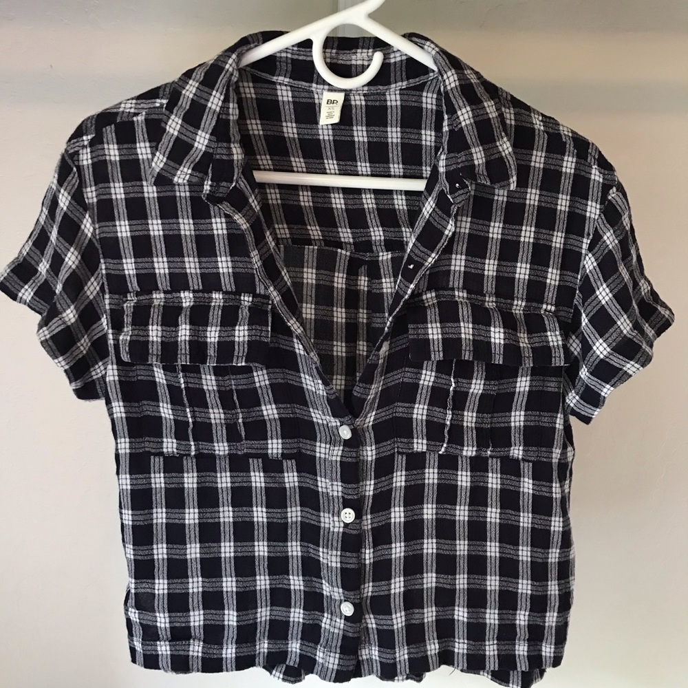 Plaid cropped tee